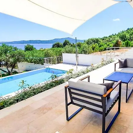 빌라 Your Idea Of Heaven Villa^madeleine