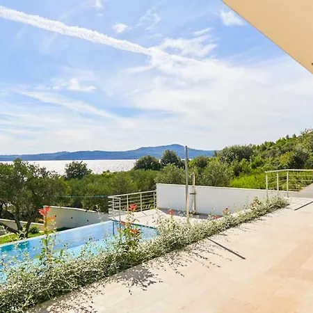 Your Idea Of Heaven Villa^madeleine Villa